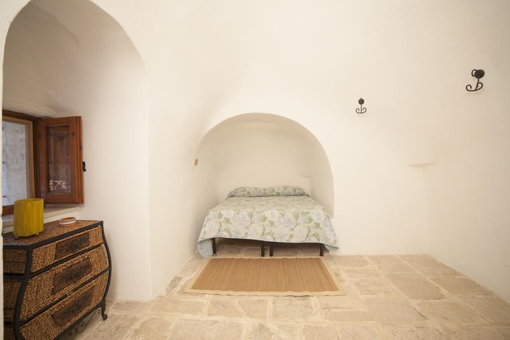 Trullo Degli Ulivi Βίλα Ostuni Εξωτερικό φωτογραφία